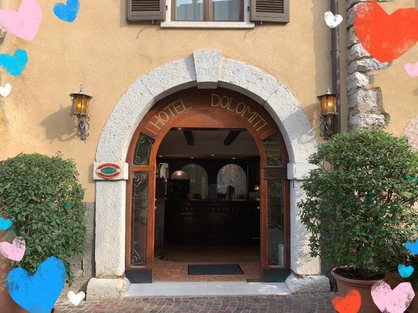Hotel Dolomiti Malcesine Exterior photo